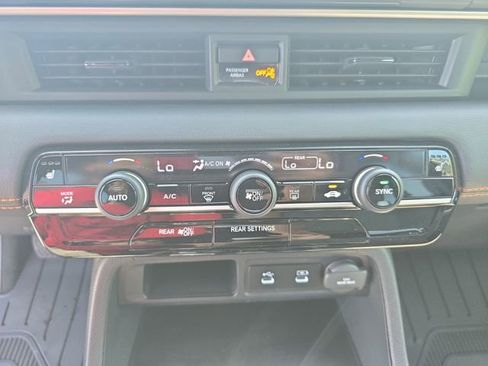 New 2026 Honda Pilot Sport image 26