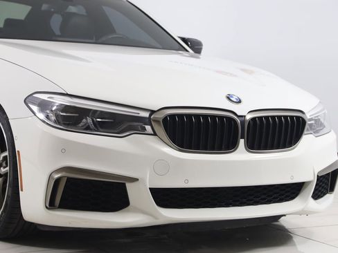 Used 2018 BMW M550i xDrive AWD/4WD image 41