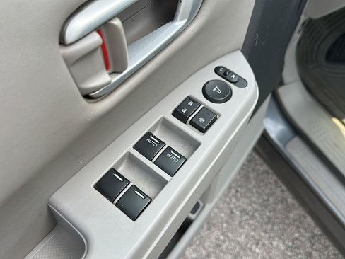 Used 2012 Honda Pilot EX-L image 10