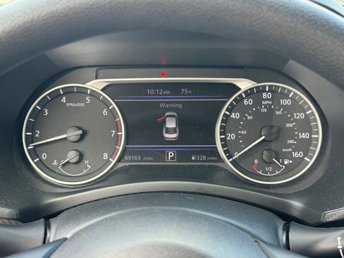 Used 2024 Nissan Sentra SV FWD image 19