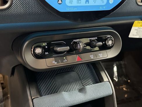 Certified 2025 MINI Cooper Countryman S w/ Comfort Package Max image 19