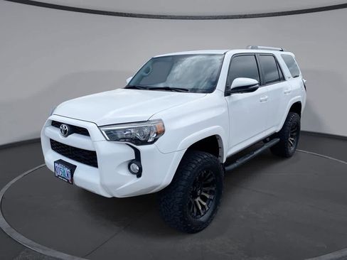 Used 2019 Toyota 4Runner SR5 Premium AWD/4WD image 1