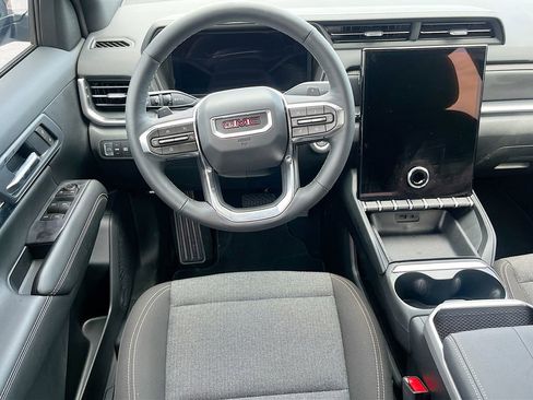 Used 2026 GMC Terrain Elevation w/ Black Edition FWD image 23
