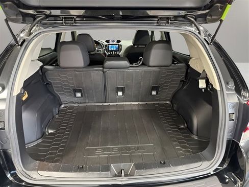 Certified 2023 Subaru Crosstrek 2.5i Limited w/ Moonroof Package image 35