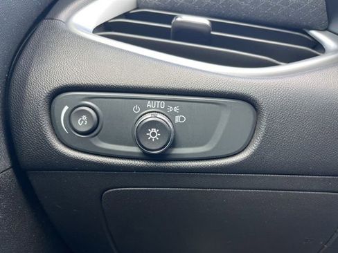 Used 2024 Chevrolet Malibu LT image 21