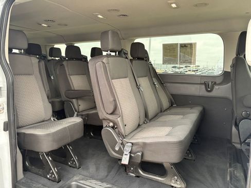 Used 2023 Ford Transit 350 XLT image 27