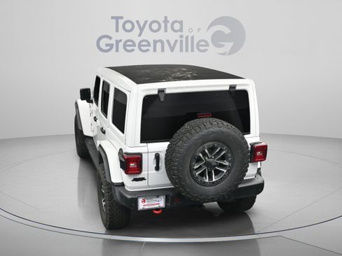 Used 2025 Jeep Wrangler Unlimited Rubicon AWD/4WD image 11