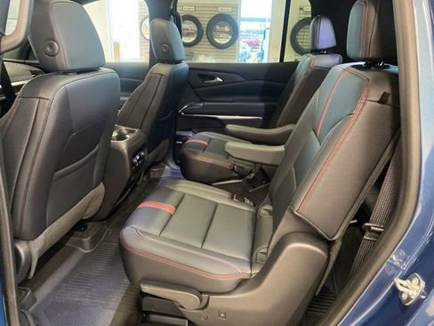 New 2026 Chevrolet Traverse RS w/ LPO, Floor Liner Package AWD/4WD image 30