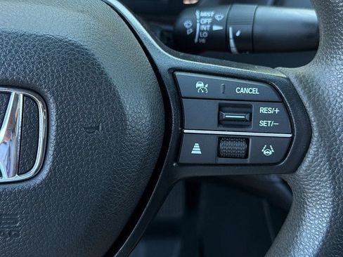 Used 2023 Honda Accord EX image 17