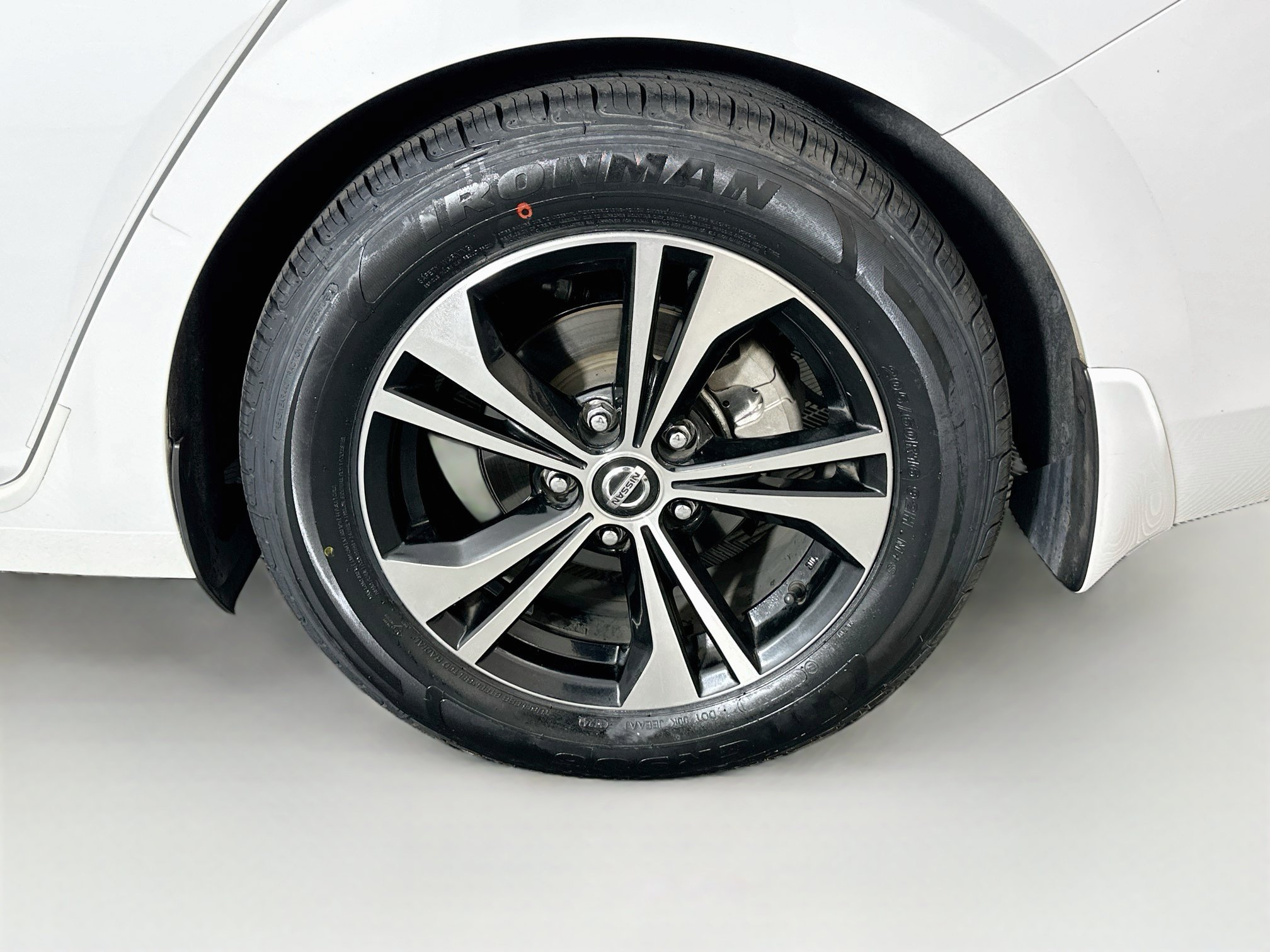 Used 2022 Nissan Sentra SV w/ Trunk Package FWD image 11
