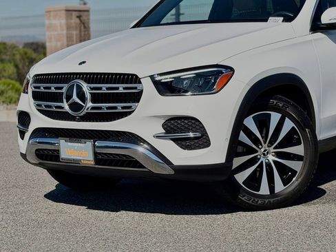 Used 2024 Mercedes-Benz GLE 350 4MATIC image 3