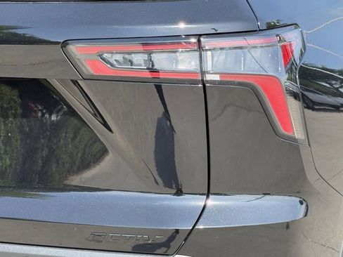 New 2026 Chevrolet Equinox ACTIV w/ Convenience Package III FWD image 7