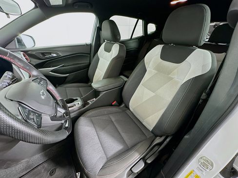 Used 2024 Chevrolet Trax RS image 13