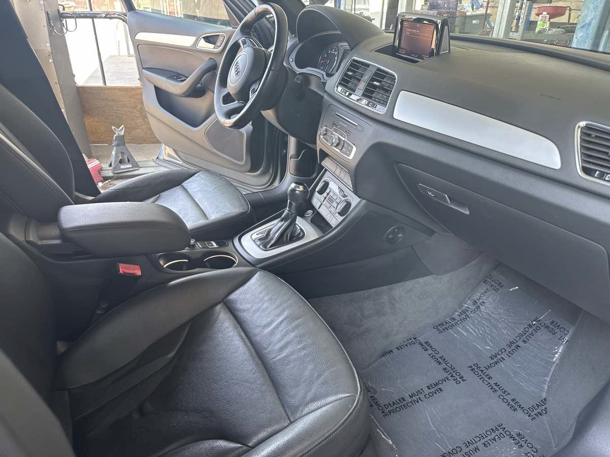 Used 2017 Audi Q3 2.0T Premium w/ Convenience Package FWD image 15