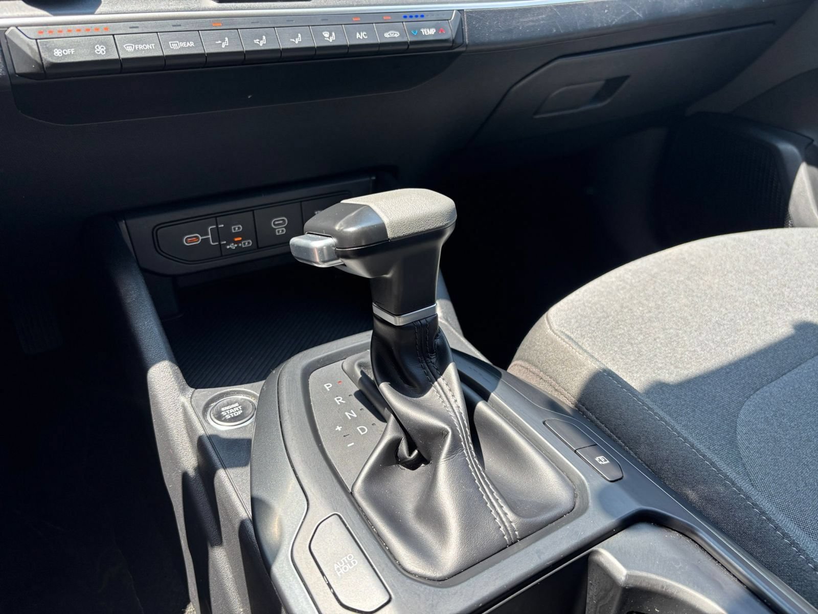 Used 2025 Kia K4 FWD image 43