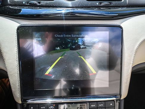 Used 2018 Maserati GranTurismo Sport RWD image 11