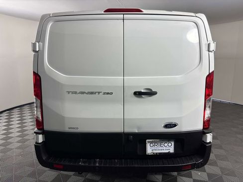 Used 2020 Ford Transit 250 Low Roof w/ Upfitter Package RWD image 5