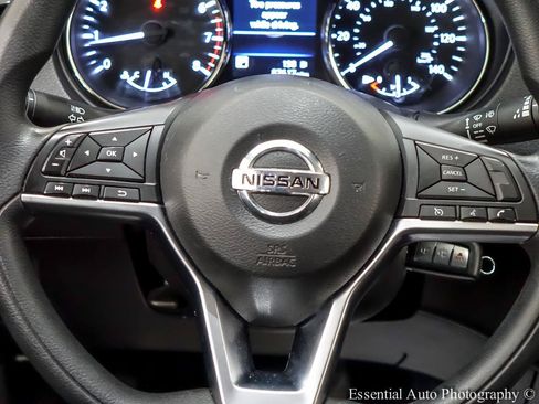 Used 2022 Nissan Rogue Sport S FWD image 18