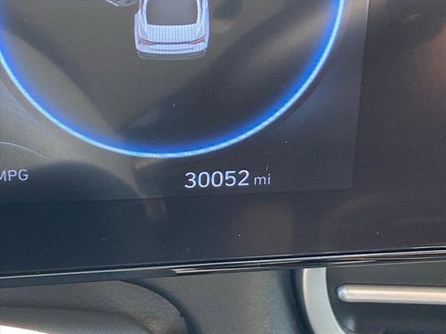 Used 2025 Hyundai Elantra SEL FWD image 15