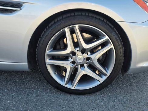 Used 2014 Mercedes-Benz SLK 350 image 9