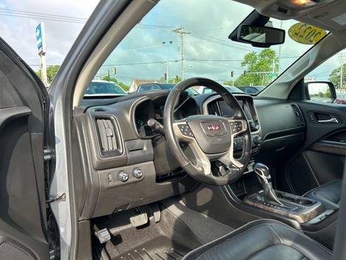 Used 2022 GMC Canyon Denali AWD/4WD image 27