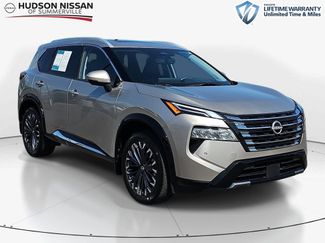 Used 2024 Nissan Rogue Platinum w/ Platinum Premium Package FWD 360° Tour