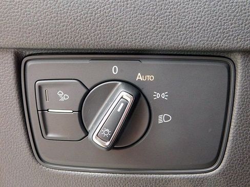 Used 2023 Volkswagen Arteon SE image 24