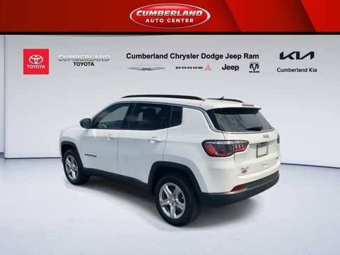 Used 2023 Jeep Compass Latitude image 6