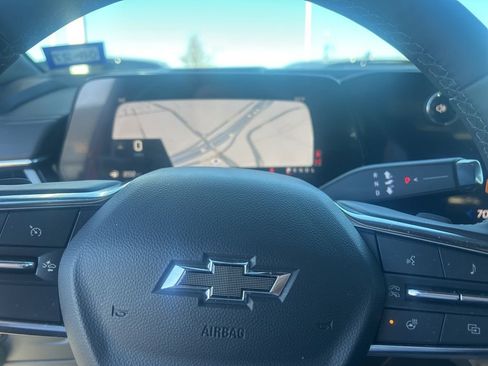 Used 2025 Chevrolet Tahoe Z71 w/ Comfort Package image 4