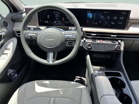 New 2026 Hyundai Sonata SEL FWD image 18