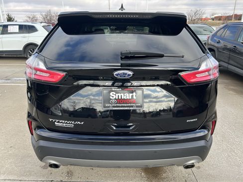 Used 2024 Ford Edge Titanium image 5