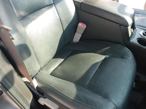 Used 2008 Ford Explorer Sport Trac XLT AWD/4WD image 34