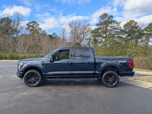 Used 2025 Ford F150 Lariat w/ Equipment Group 501A Mid image 8