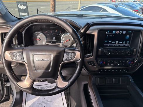 Used 2019 GMC Sierra 2500 Denali w/ Duramax Plus Package image 28
