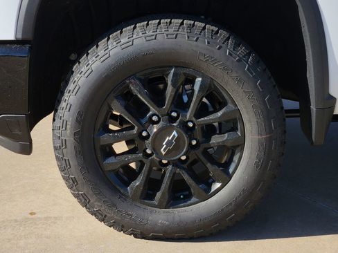 New 2026 Chevrolet Silverado 2500 Custom w/ Custom Value Package image 10