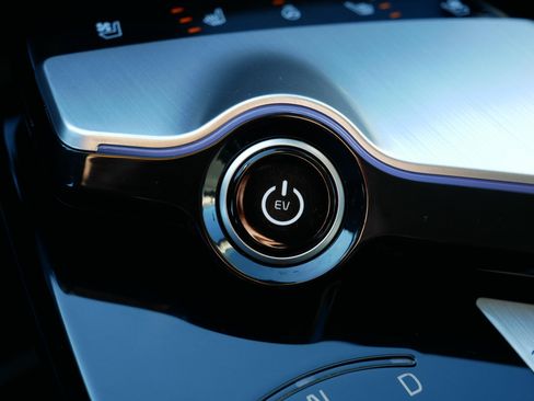 Certified 2022 Kia EV6 GT-Line w/ First Edition Package image 28