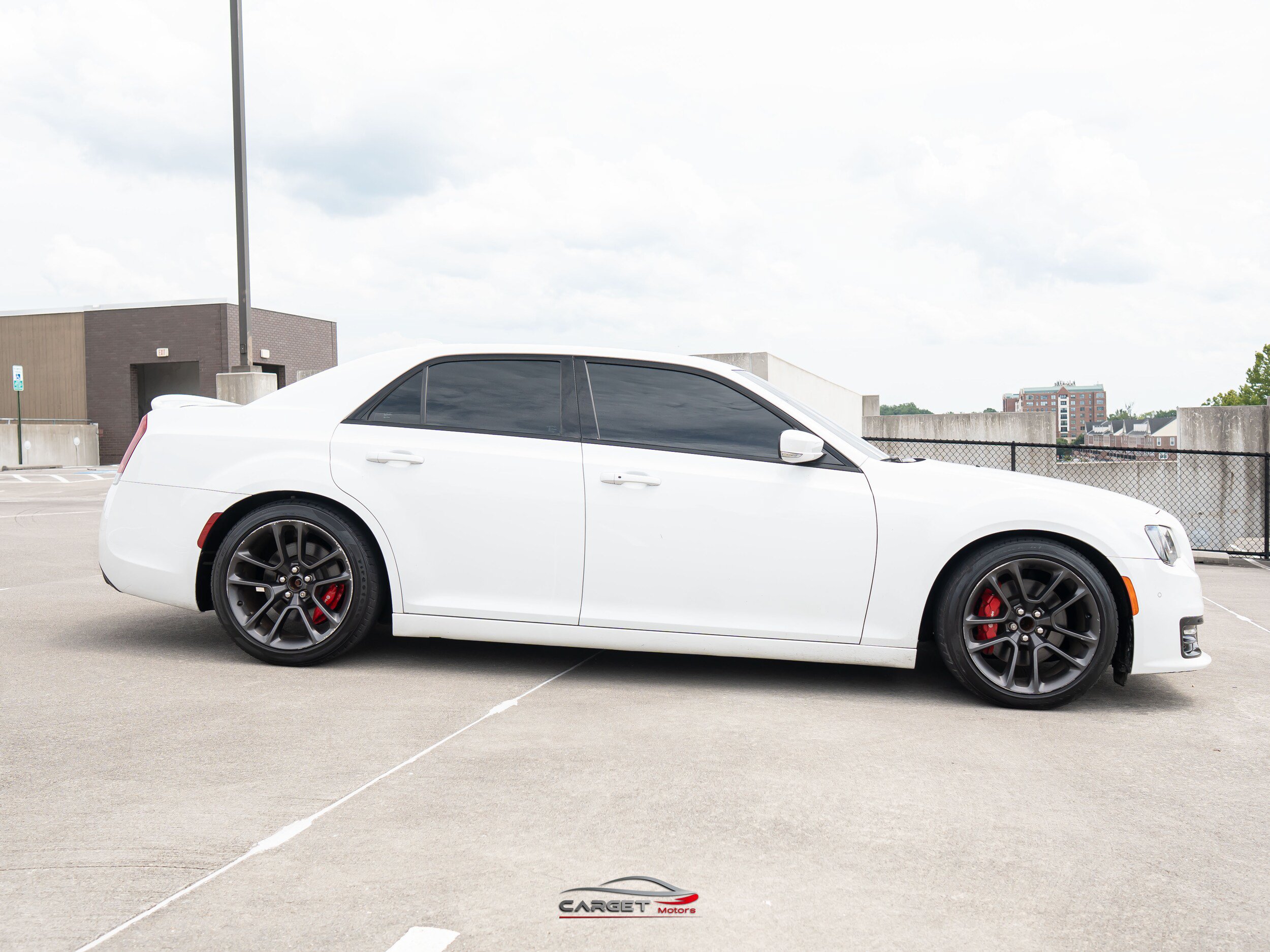 Used 2023 Chrysler 300 C RWD image 5