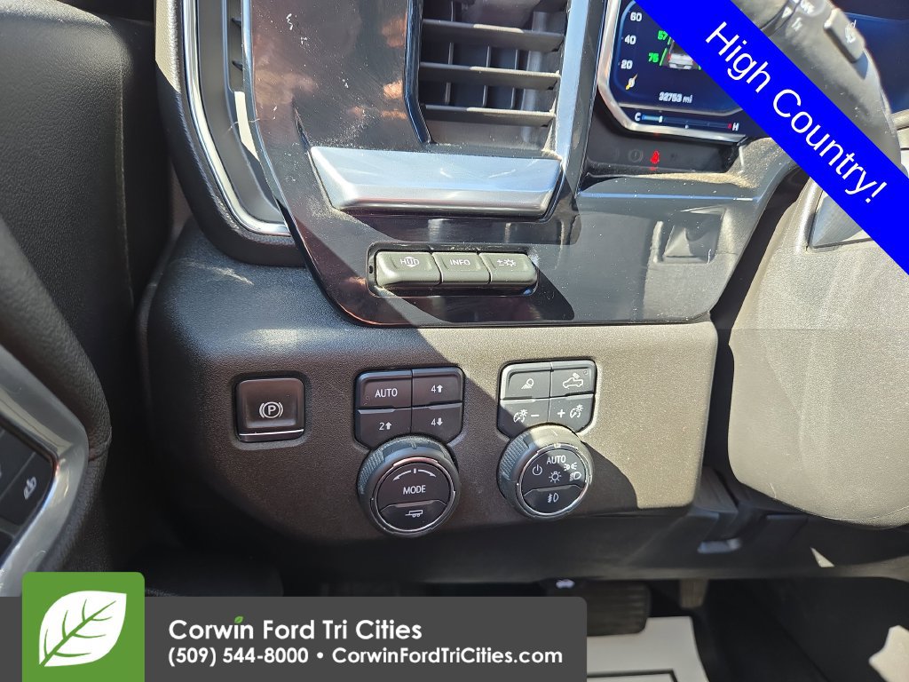 Used 2024 Chevrolet Silverado 3500 High Country w/ High Country Premium Package AWD/4WD image 21
