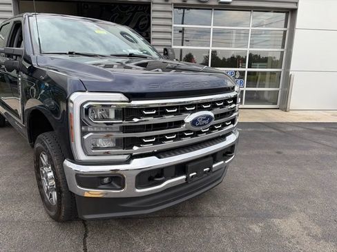 Used 2024 Ford F250 Lariat AWD/4WD image 5