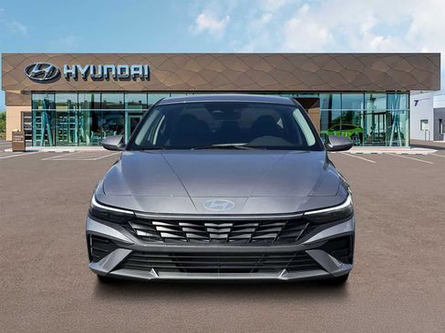New 2026 Hyundai Elantra SE image 12