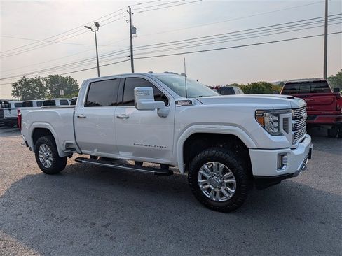 Used 2020 GMC Sierra 2500 Denali w/ Denali Ultimate Package AWD/4WD image 9