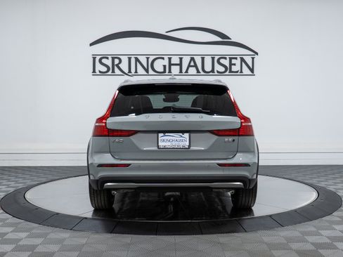 New 2026 Volvo V60 B5 Cross Country Plus w/ Climate Package image 6