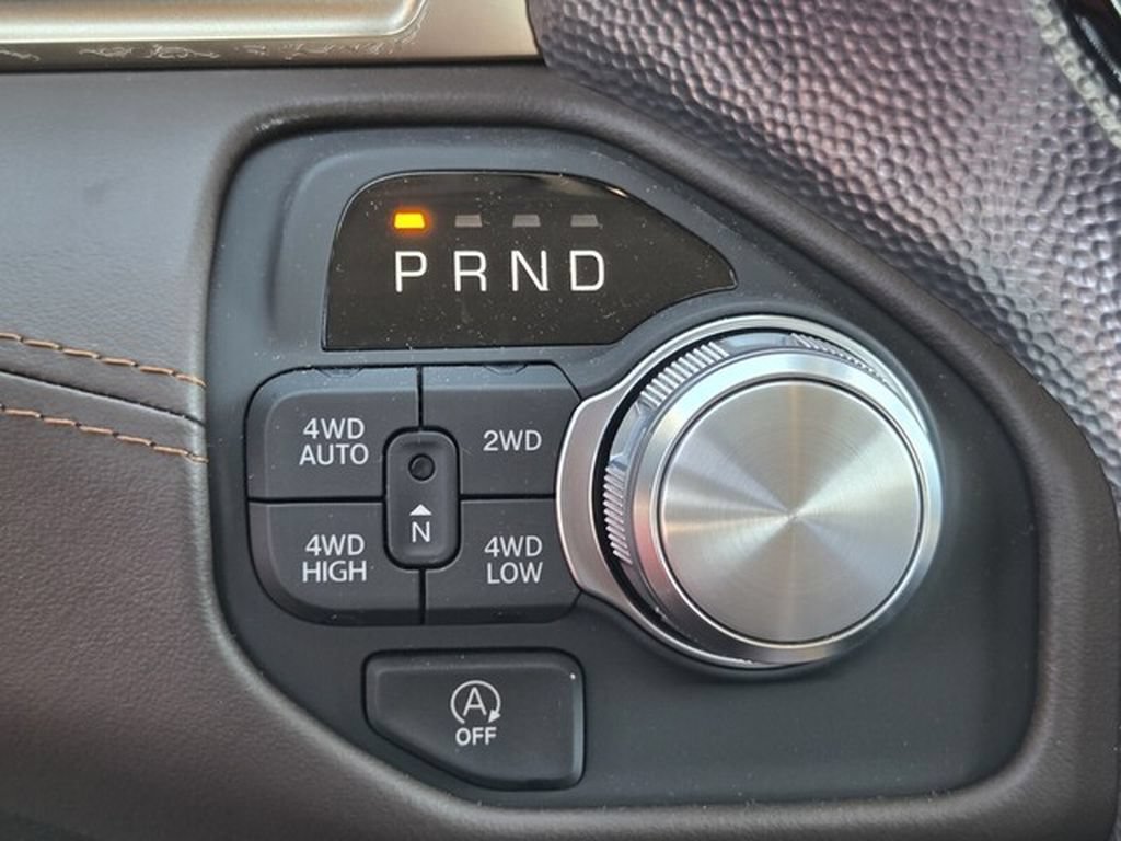 Used 2026 RAM 1500 Limited AWD/4WD image 13