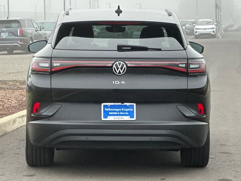 Used 2021 Volkswagen ID.4 Pro w/ ID.4 Protection Package image 4