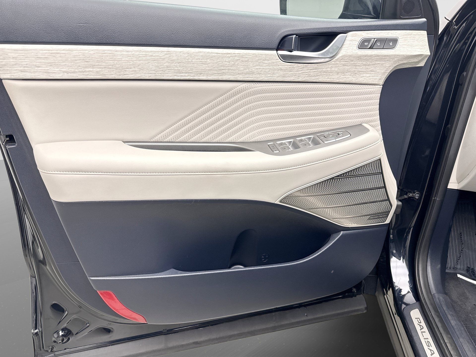Used 2024 Hyundai Palisade Calligraphy AWD/4WD image 9