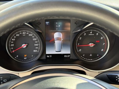 Used 2018 Mercedes-Benz GLC 300 image 10