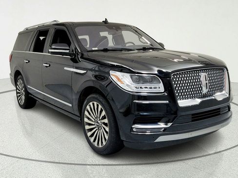 Used 2018 Lincoln Navigator L Reserve w/ Technology Package AWD/4WD image 7