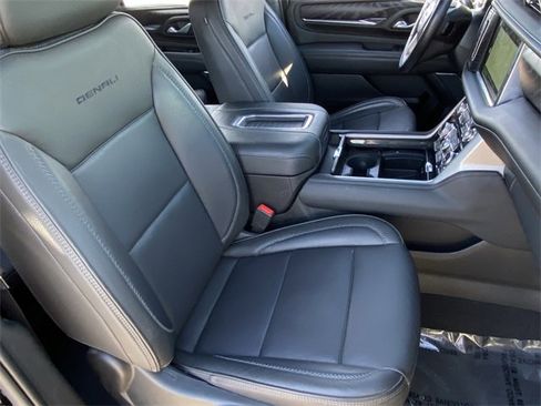 Used 2022 GMC Yukon Denali image 19
