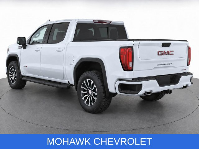 Used 2023 GMC Sierra 1500 AT4 w/ AT4 Premium Package AWD/4WD image 4