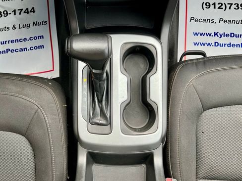 Used 2020 Chevrolet Colorado LT image 31